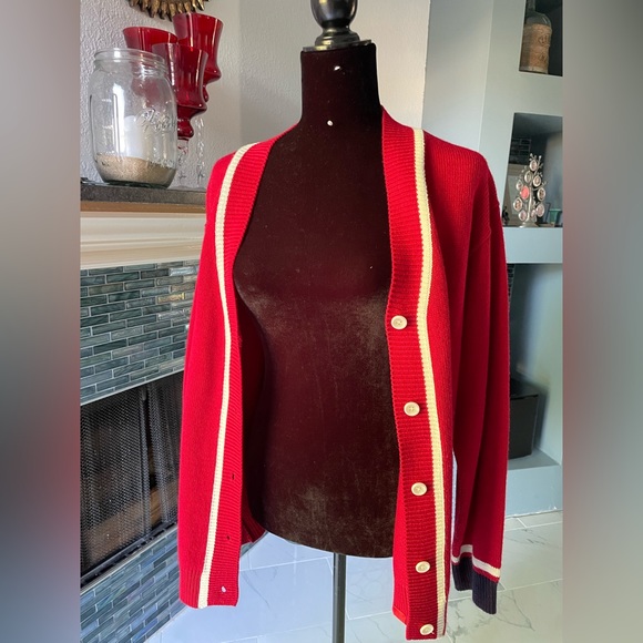 Mixxmix HEART CLUB Embroidered Logo Contrast Strips Knit Cardigan Red - Picture 4 of 9